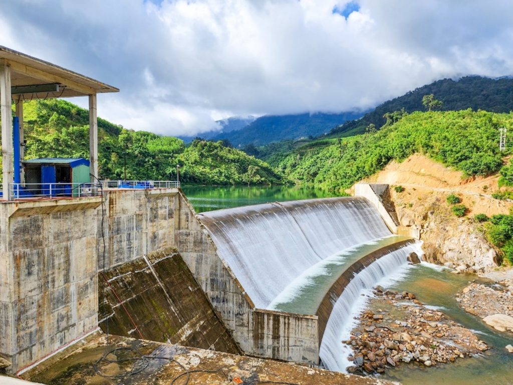 Thuy Dien Dak Di Chinh Thuc Hoa Luoi Dien Quoc Gia 4