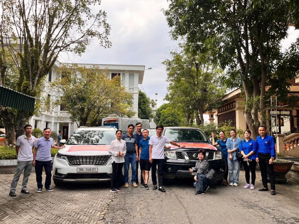 Ban lãnh đạo Tập đoàn trực tiếp tham gia công tác cứu trợ